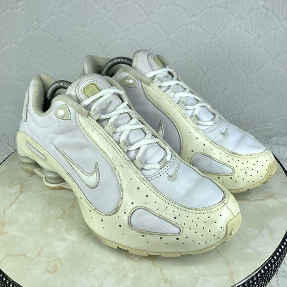Nike Shox Sneakers Mens 9 White 2007 Monster Running Athletic Workout Gym Shoes - Picture 2 of 15